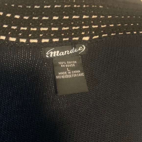 Back Cardigan - Picture 4 of 4